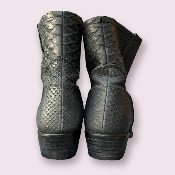 Zara Black Textured Ankle Boots - Picture 4 of 11